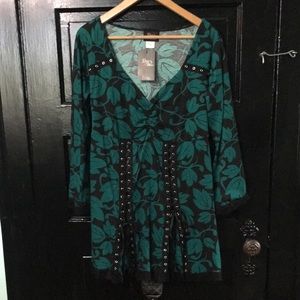 Dare To Wear Electra top in Ivy